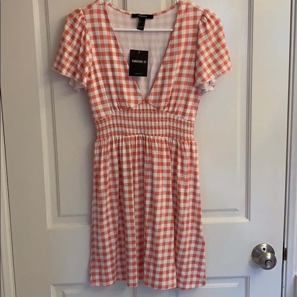 NWT 💖 Forever 21 Coral Dress